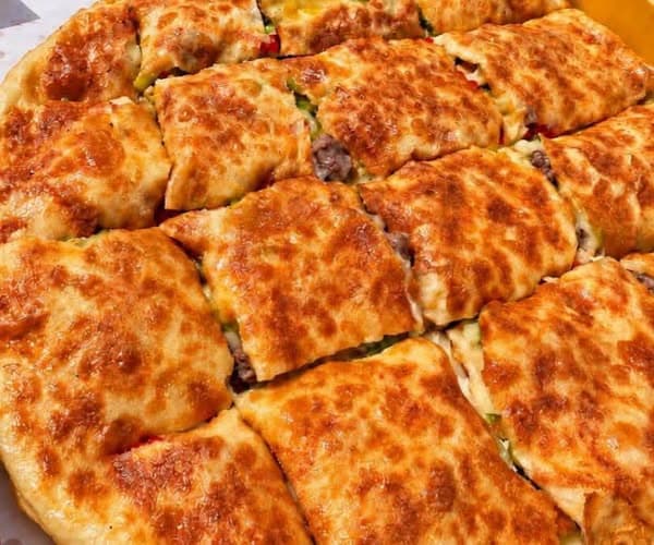 فطيرة رومي (وسط)