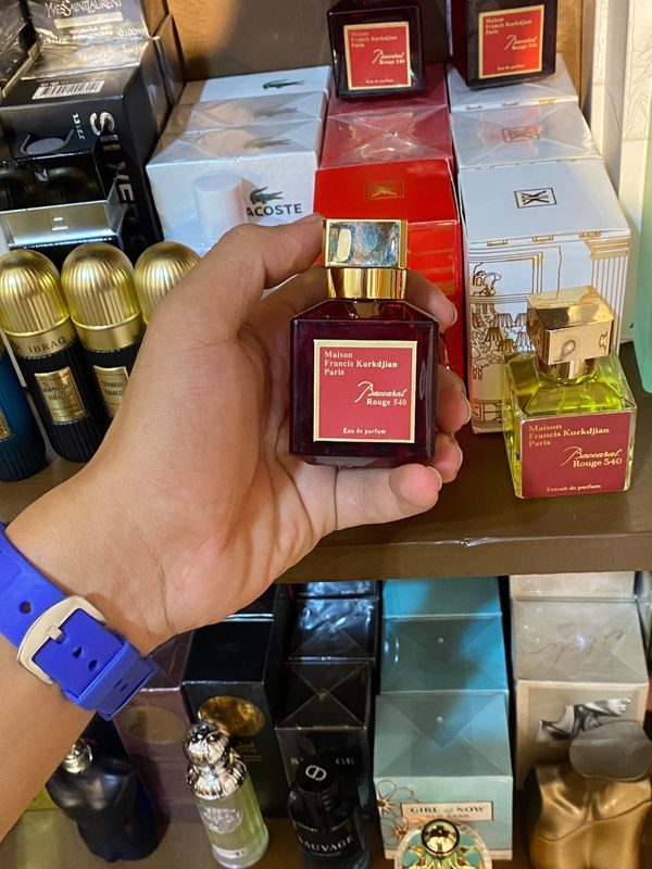 أوت لت بكرات روج فاخر (Baccarat Rouge Luxury Outlet) - تسوق الآن من في ثواني أوت لت بكرات روج فاخر (Baccarat Rouge Luxury Outlet) - متاح في هيبة للعطور