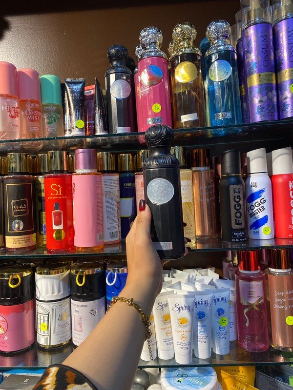 بادي سبلاش قصة (Gissah Body Splash) - تسوق الآن من في ثواني بادي سبلاش قصة (Gissah Body Splash) - متاح في هيبة للعطور